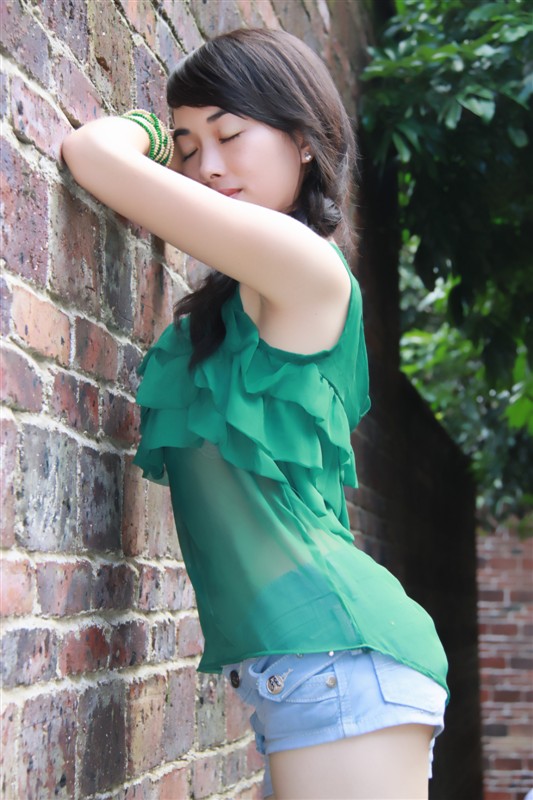 ˯����
